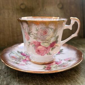 Elizabethan Bone China Teacup & Saucer White Gold Pink Cabbage Rose